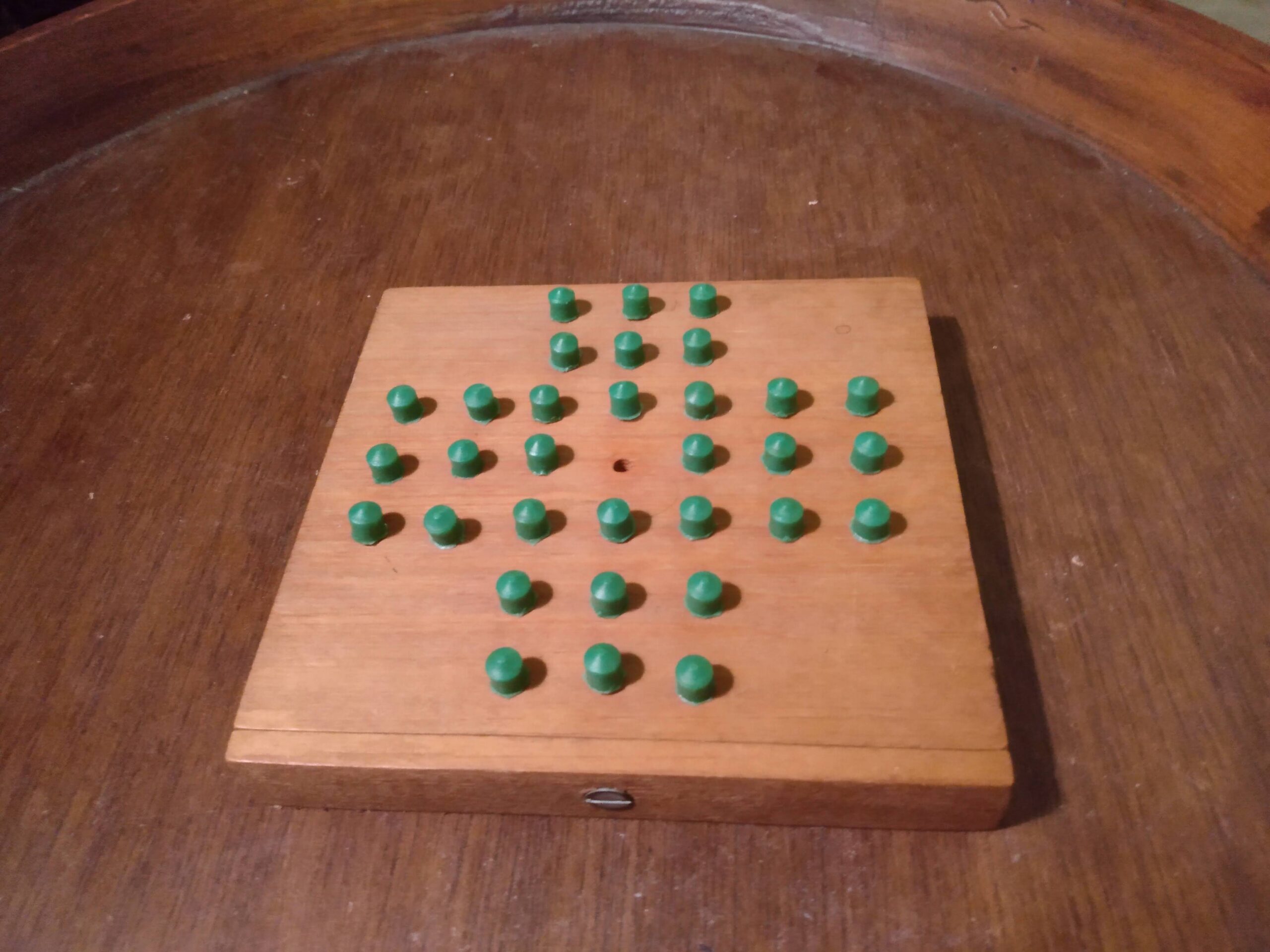 peg solitaire game